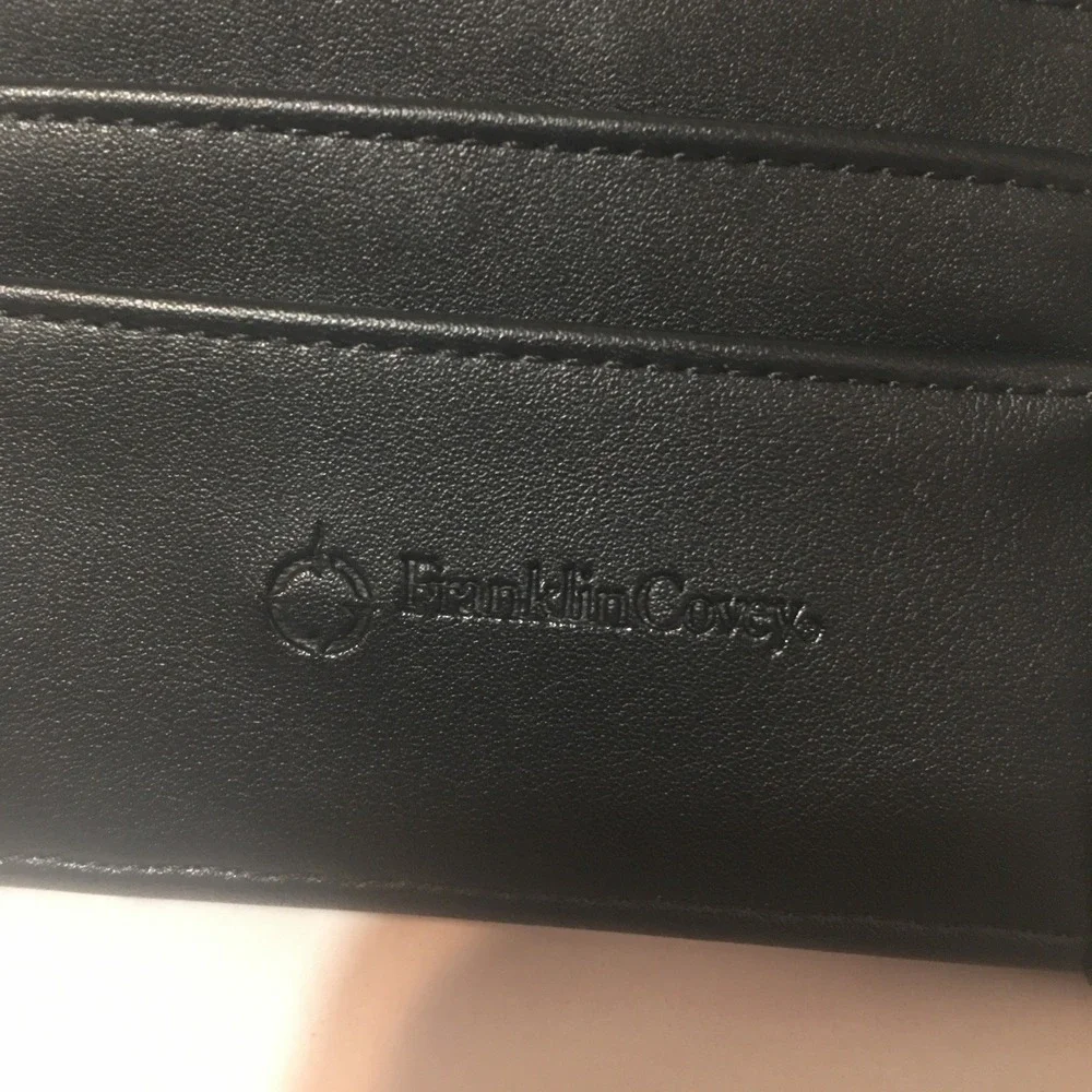 Franklin Covey Black/Tan Geometric Strap 6-Ring Compact Planner Organizer Binder